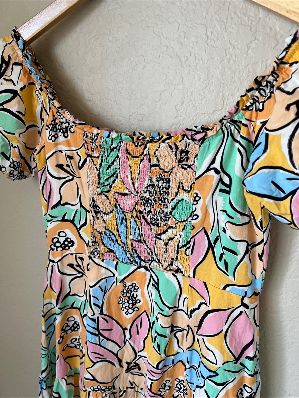 ASTR the label pastel floral saveria tropical button front midi dress - Picture 7 of 8
